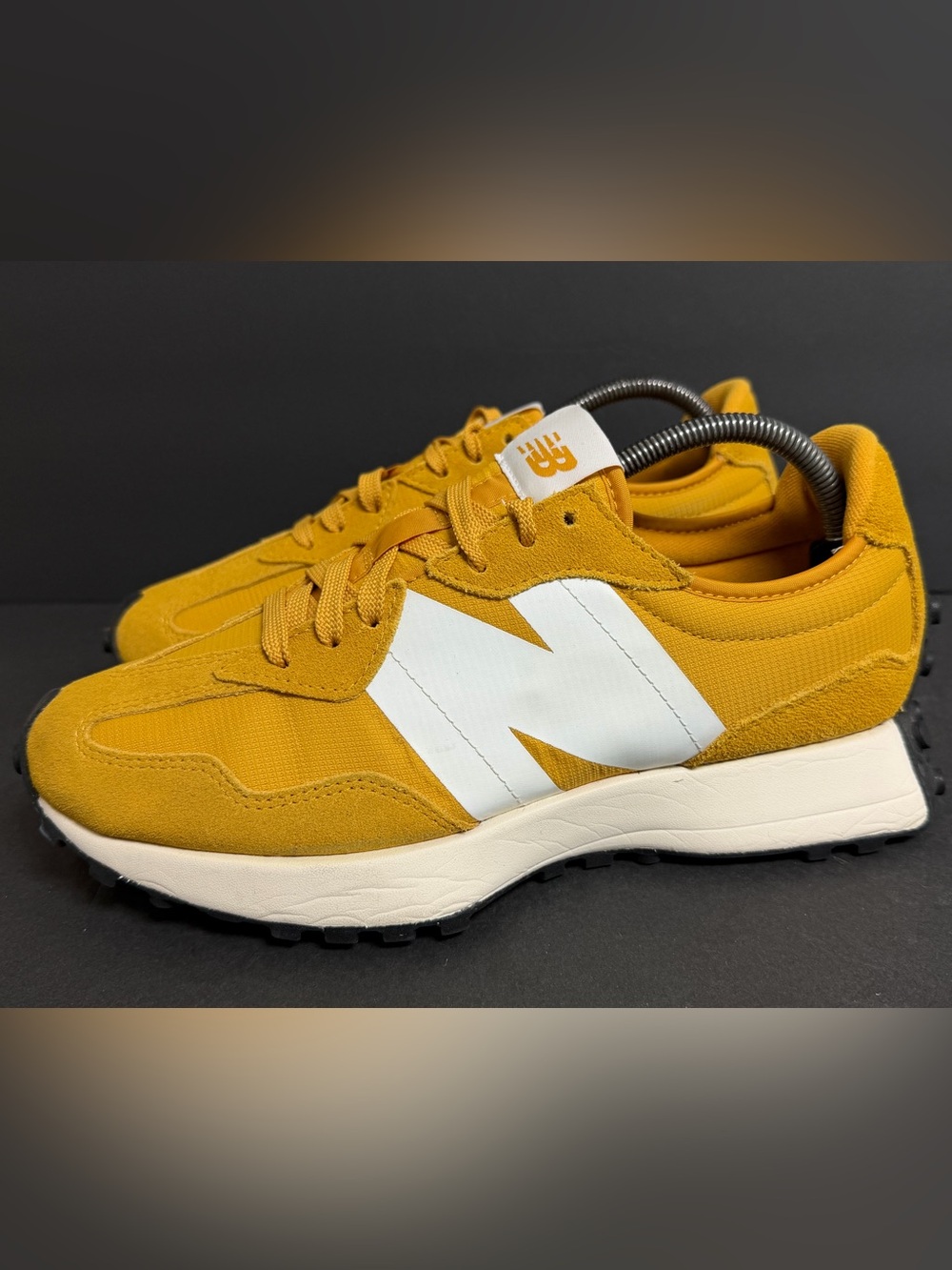New Balance 327 ‘Varsity Gold’ MS327GD Men Sz 9.5 WORN ONCE